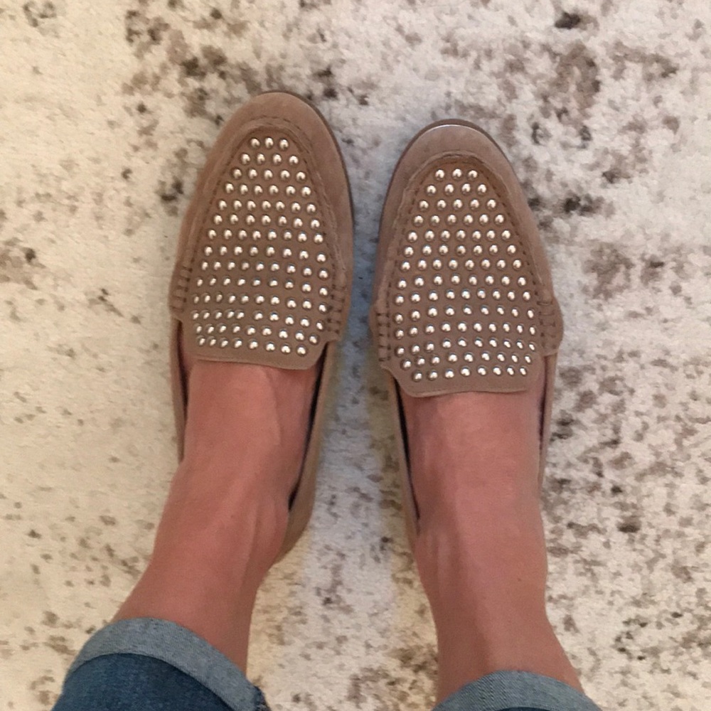 🌼 Gianni Bini 🌼 studded leather loafer